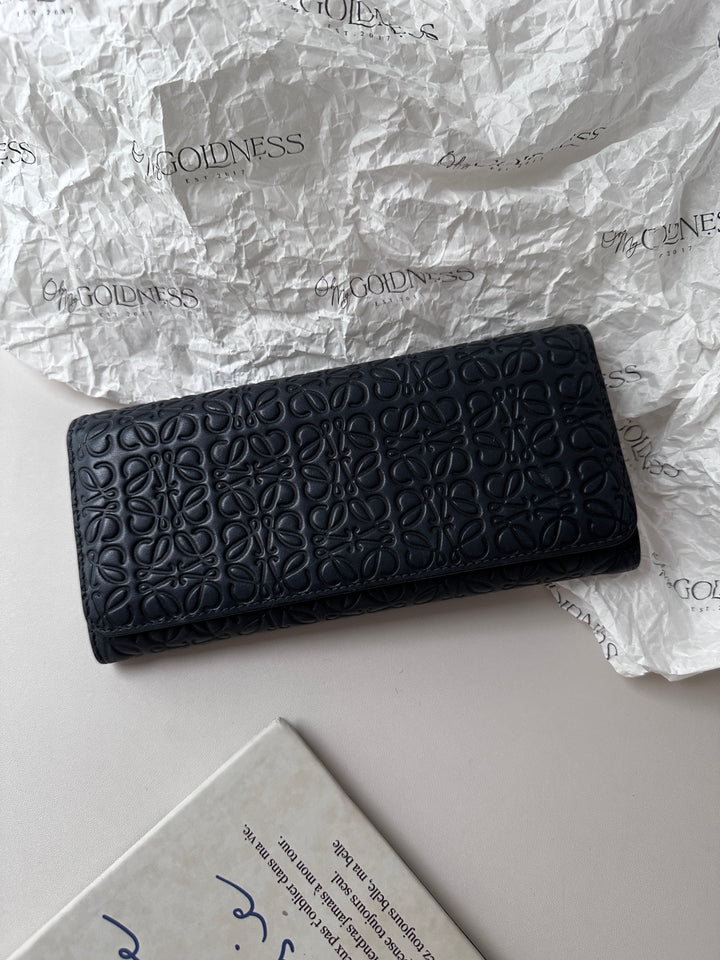 Loewe Embossed Leather Long Wallet 🖤✨｜Anagram Pattern・Refined Silhouette・Elegant Minimalism