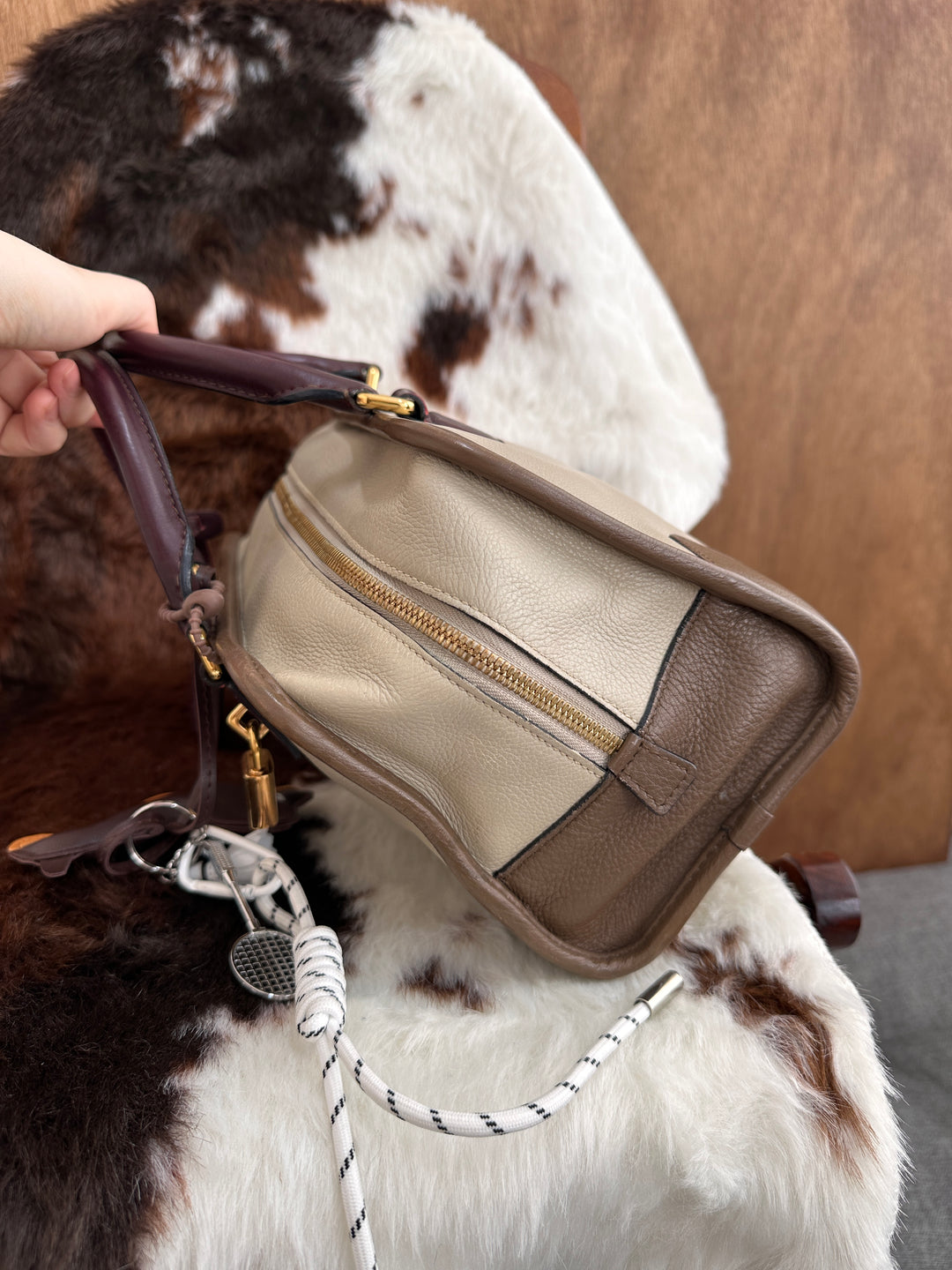 Loewe Amazona 28 Leather Top Handle Bag 🤎｜Tri-Tone Leather・Key Lock Detail・Classic Boston Shape