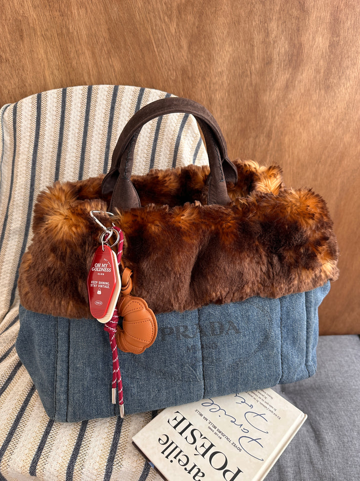 PRADA Fur Trim Denim Tote Bag 🐰｜Soft Fur Trim × Denim Body × Laptop-Friendly Carry