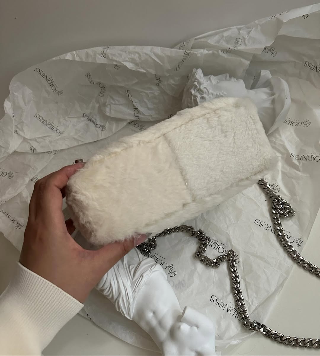 CELINE White Shearling Mini Top Handle Bag（20cm）｜Cozy Luxe in a Collectible Size 🦙✨