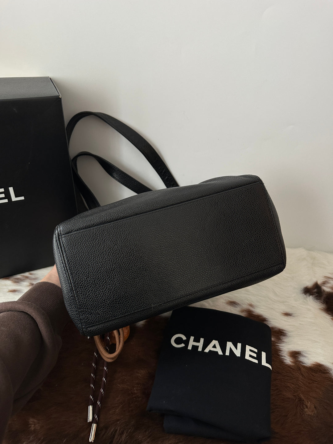 Chanel Grained Leather Shoulder Bag 🖤 (Small Size)