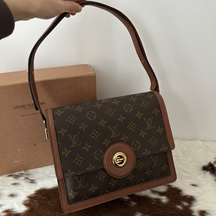 Louis Vuitton Monogram Turn Lock Envelope Bag 💌✨