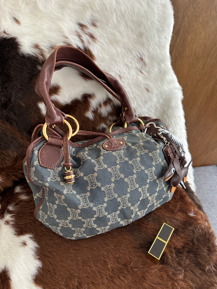 Celine Denim Triomphe Hobo Bag 🩶💙｜Denim Monogram・Cloud Shape・Vintage Appeal