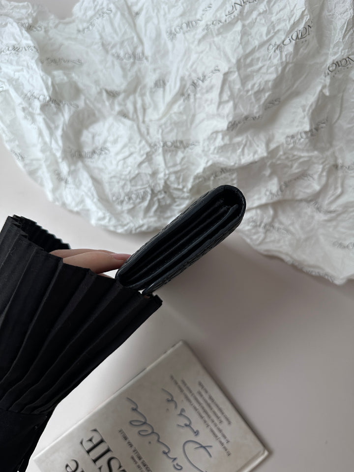 Loewe Embossed Leather Long Wallet 🖤✨｜Anagram Pattern・Refined Silhouette・Elegant Minimalism
