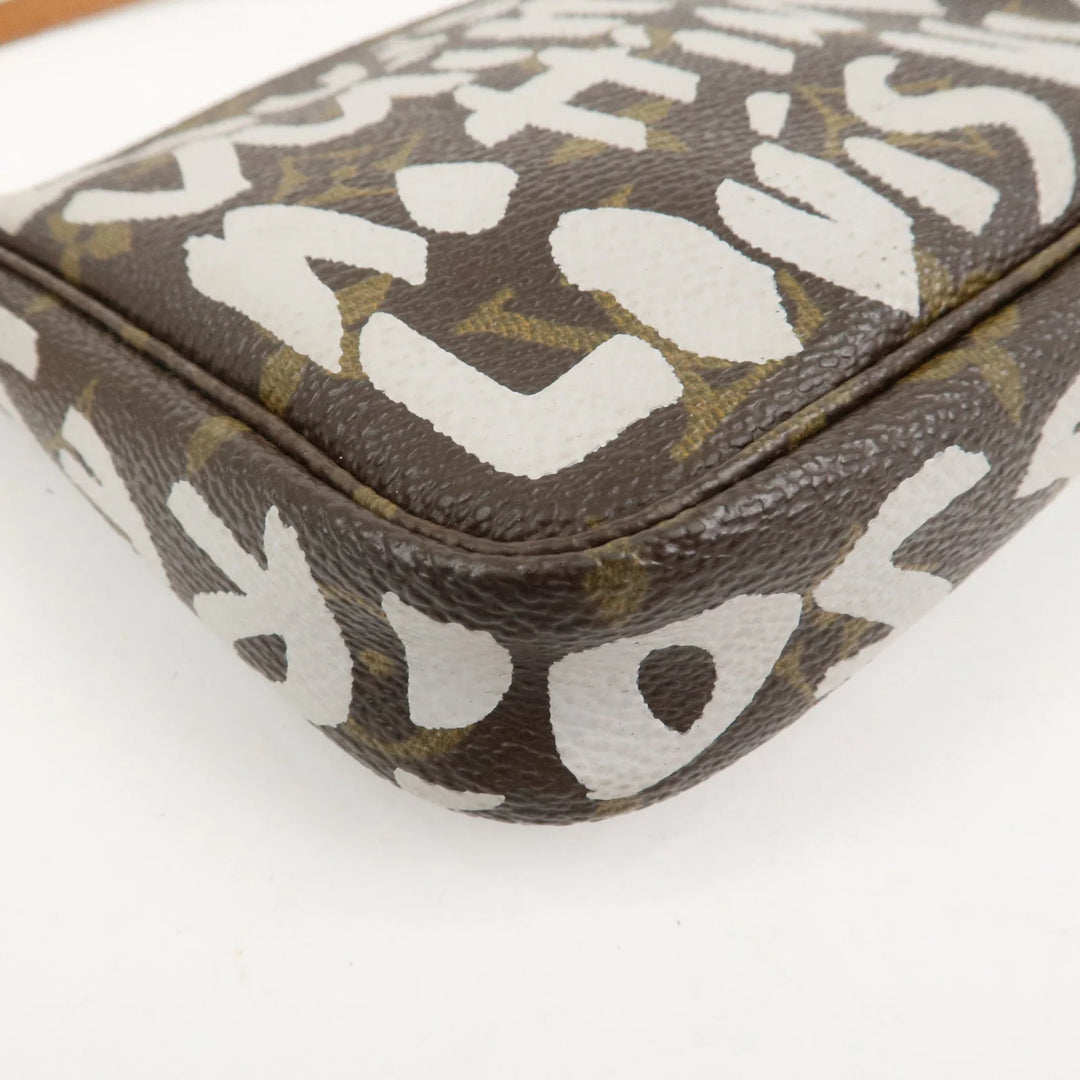 Louis Vuitton Monogram Graffiti Pochette Accessoires M92192