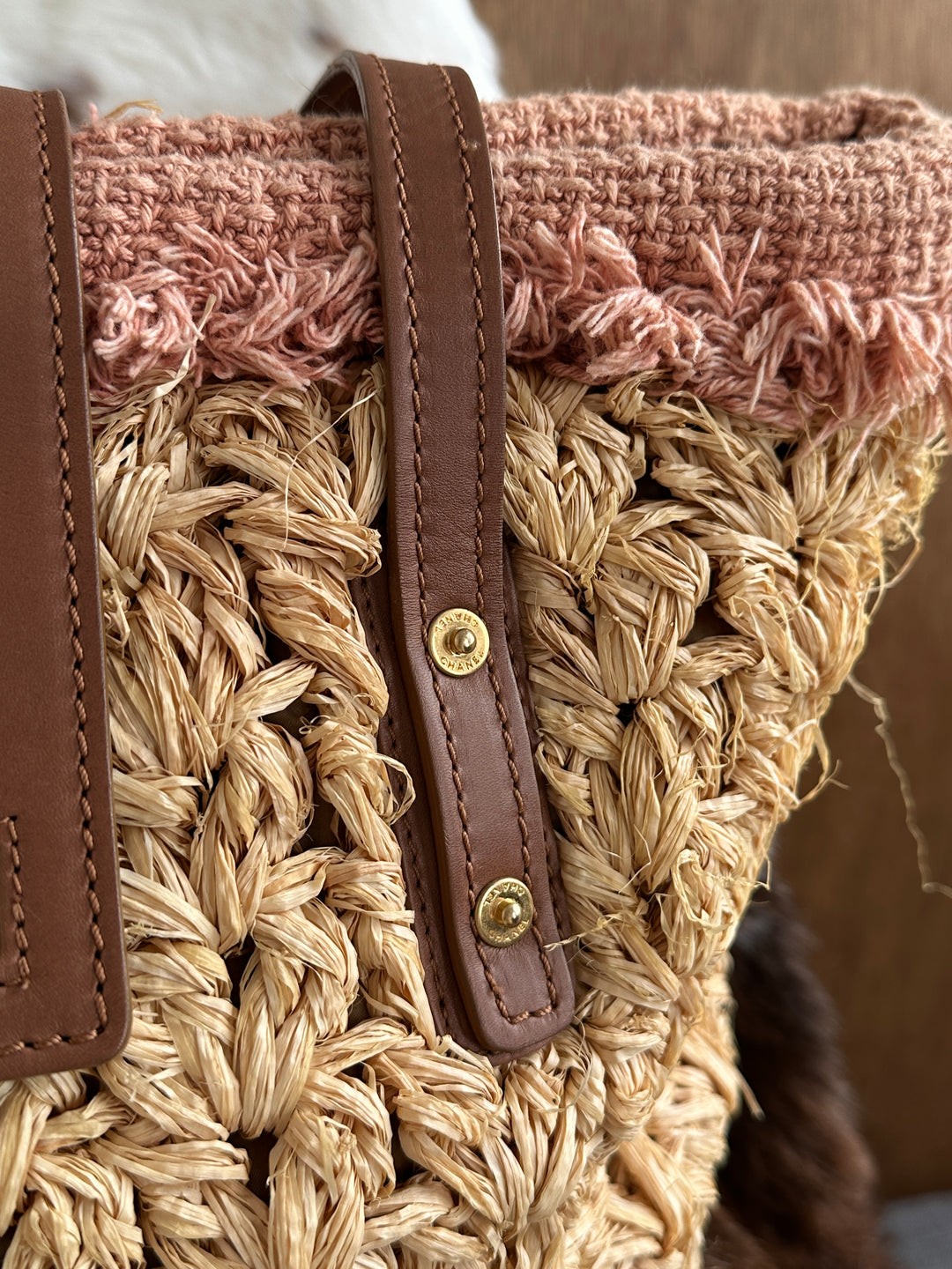 Chanel Straw Tote Bag 🏖️✨｜2.55 Turnlock Detail・Layered Pink Interior・Lightweight Summer Style