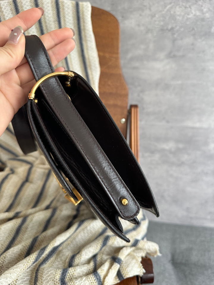 Gucci GG Shoulder Bag – Black