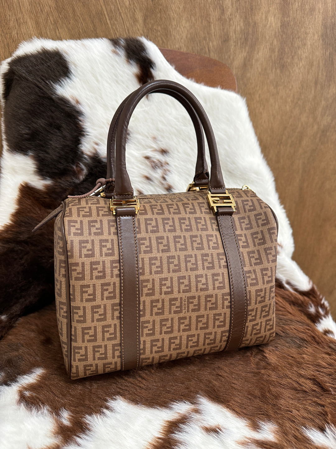 Fendi Zucca Canvas Boston Bag 🤎｜Iconic FF Monogram・Gold Hardware・Rare Vintage Piece