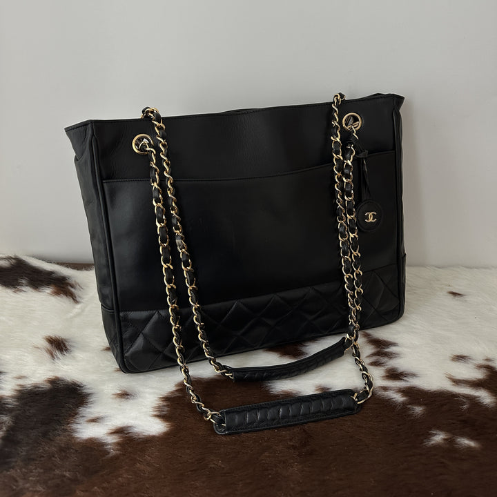 Chanel CC Shoulder Bag 🖤 (with CC Tag)