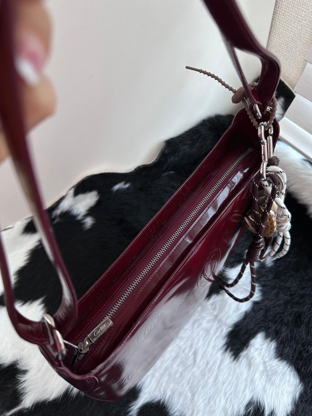 Cartier Happy Birthday Embossed Hobo Bag ❤️｜Glossy Patent Leather・Iconic Logo Embossing・Rare Vintage Piece