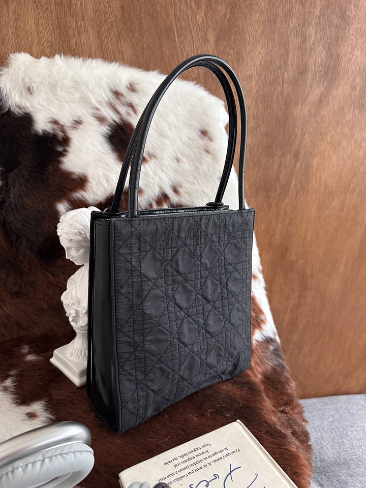 Dior Lady Dior Small Tote Bag 🖤✨｜Lightweight Nylon・Iconic Cannage Pattern・Everyday Practical Size