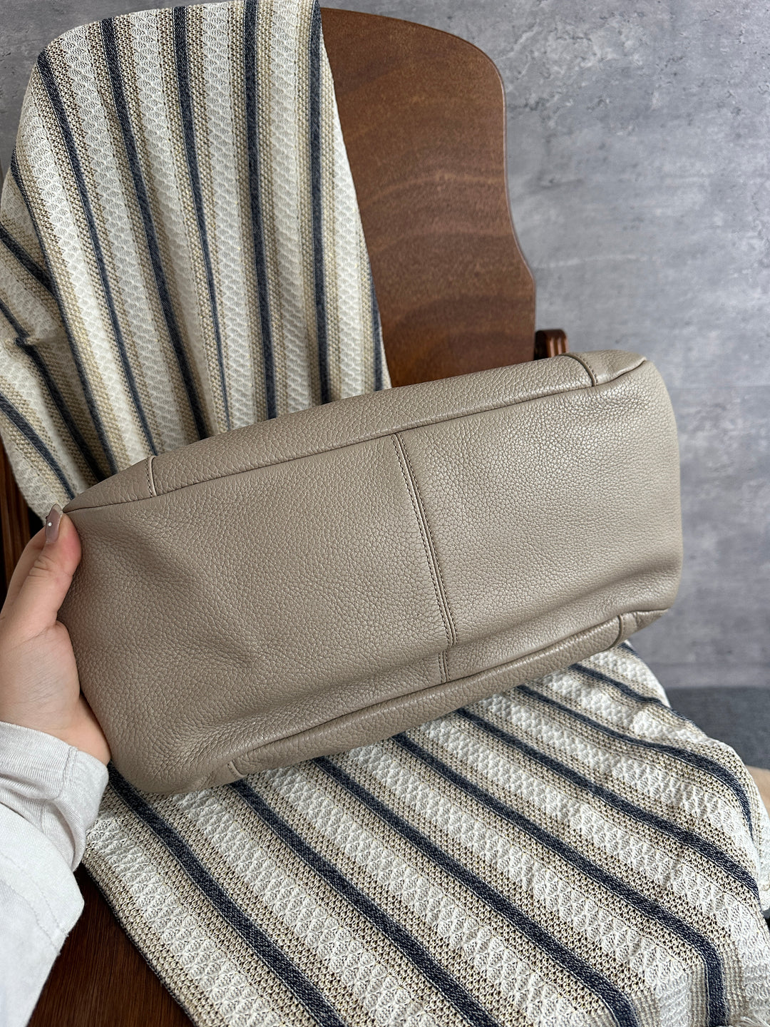 Loewe Pebbled Leather Hobo Bag 🤍🖤