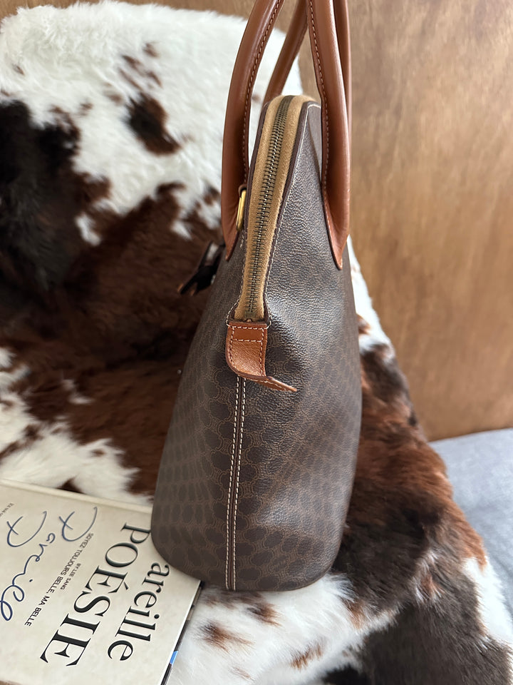 Celine Macadam Alma Boston Bag 🤎😻｜Classic Monogram・Structured Silhouette・Timeless Design