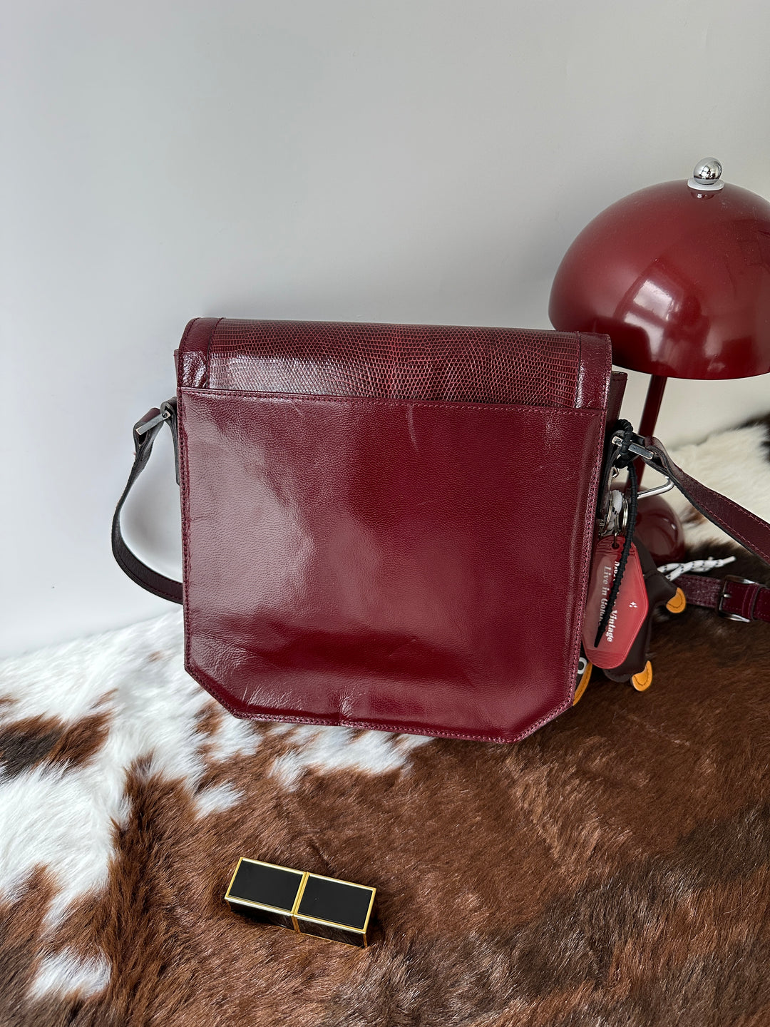 Saint Laurent Lizard Embossed Shoulder Bag ❤️｜Vintage Burgundy Tone・YSL Monogram Interior・Adjustable Strap