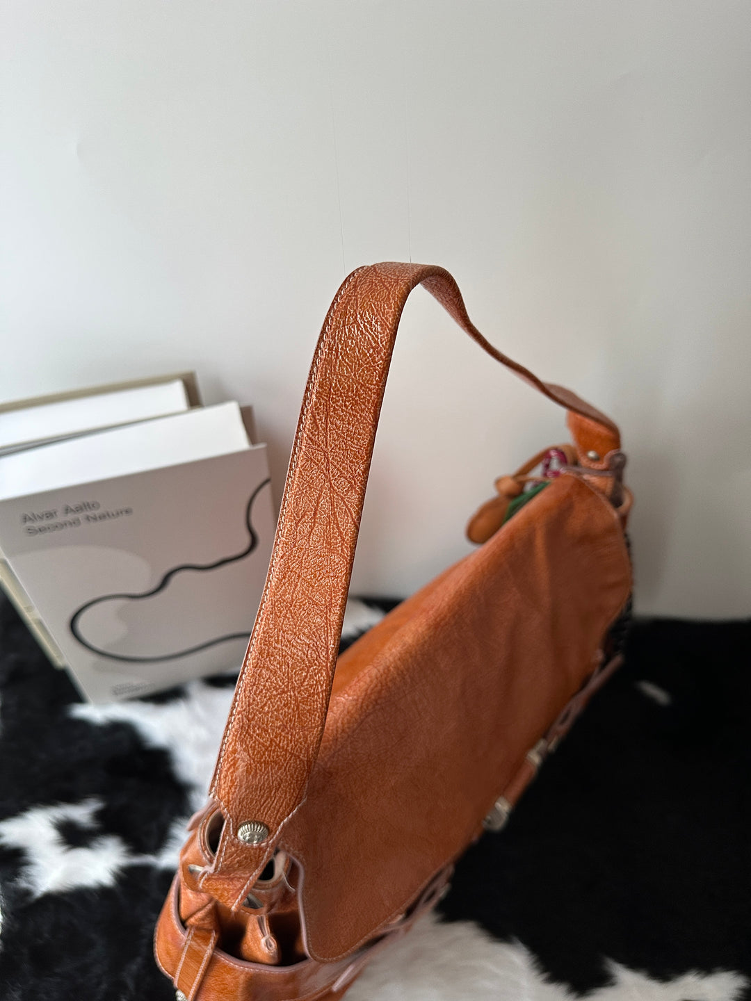 Ferragamo Large Gancini Hobo Bag 🧡🤎｜Oversized Horseshoe Logo × Lightweight Design × Spacious Everyday Carry