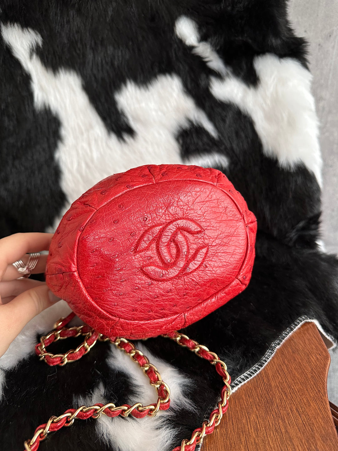 Chanel Ostrich Leather Mini Drawstring “Siu Mai” Bag ❤️✨