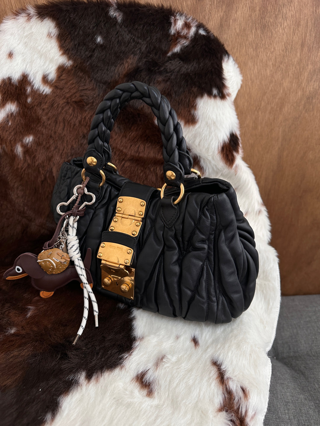Miu Miu Matelassé Leather Top Handle Bag 🖤｜Braided Handle・Gold Padlock Hardware・Soft Ruched Leather