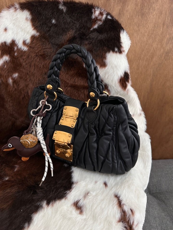 Miu Miu Matelassé Leather Top Handle Bag 🖤｜Braided Handle・Gold Padlock Hardware・Soft Ruched Leather