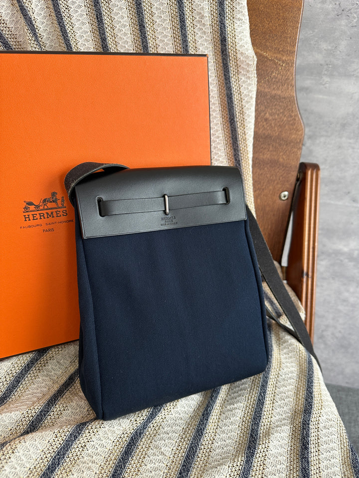 Hermès Mini Herbag Crossbody – Navy & Black ✨