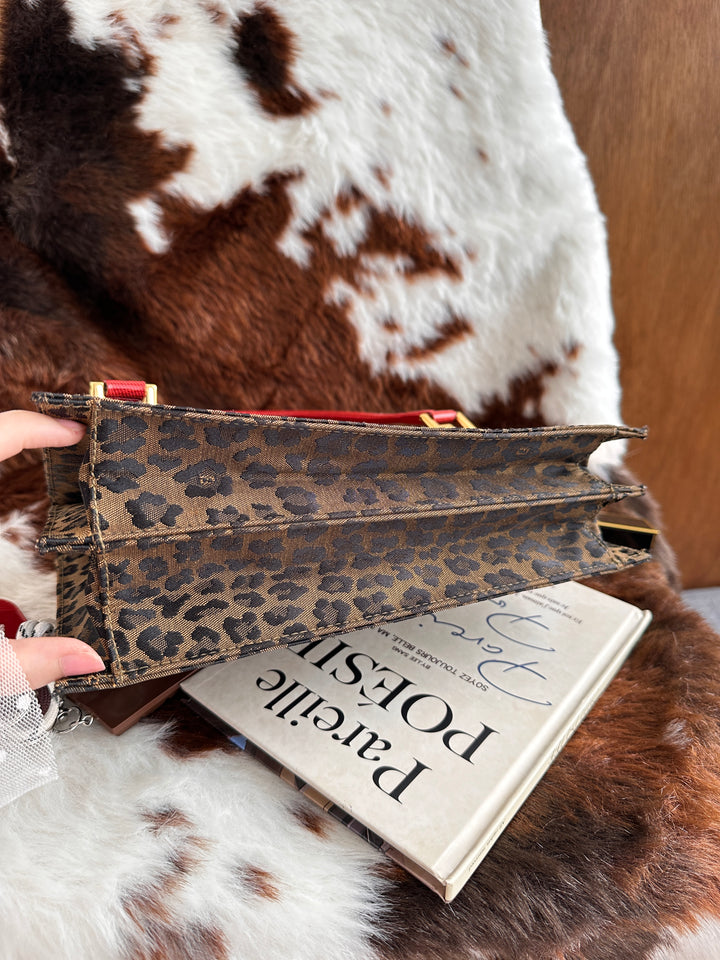 Fendi Leopard Print Hobo Bag 🐆｜Lizard Leather Handle・Gold Hardware・Vintage Chic