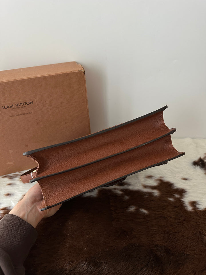 Louis Vuitton Monogram Turn Lock Envelope Bag 💌✨