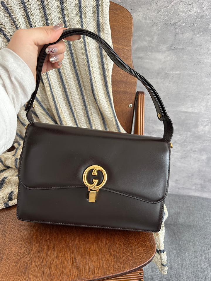 Gucci GG Shoulder Bag – Black