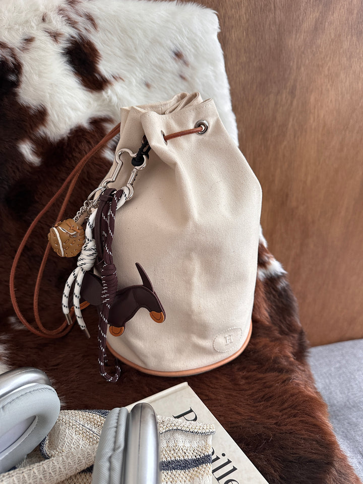 Hermès Small Bucket Bag 🤍✨｜Minimal Canvas Design・Lightweight Carry・Everyday Essential