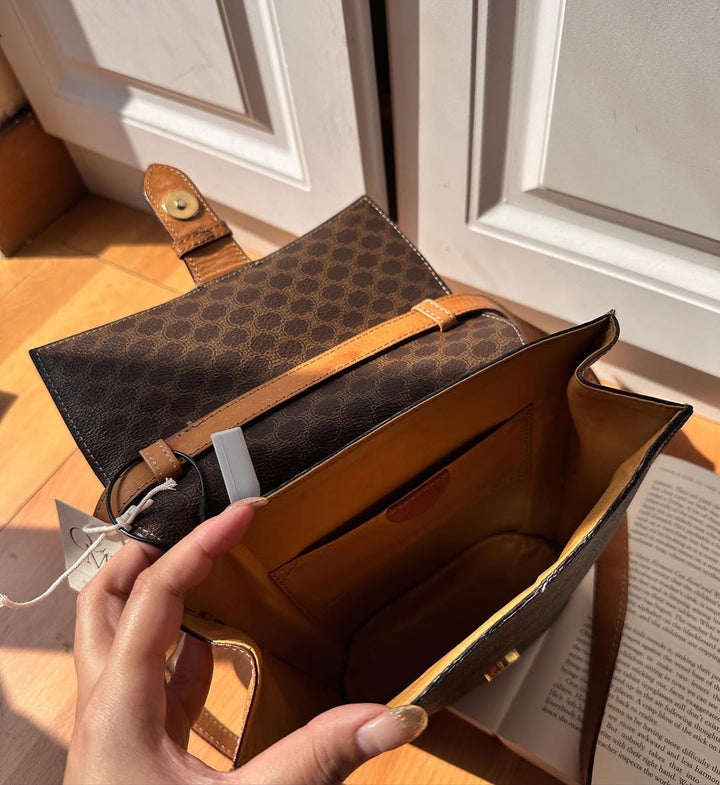 CELINE Brown “Coin Fries” Crossbody Bag｜Playful Rarity in Vintage Form ✨🍟