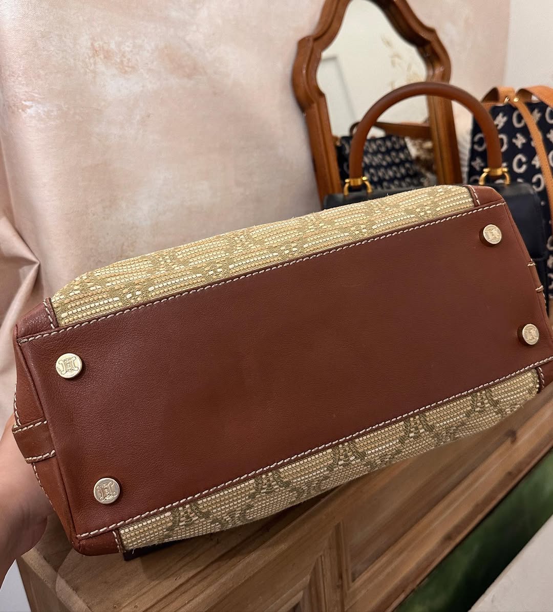 CELINE Raffia Triomphe Handle Bag（Beige × Olive Green）｜Rare Summer-to-Autumn Chic ✨🥐