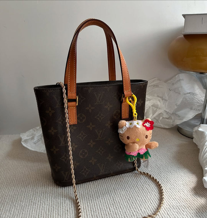 Louis Vuitton Vivian Monogram Tote｜Classic Shape × Convertible Crossbody Option ✨🌺 Timeless & Versatile