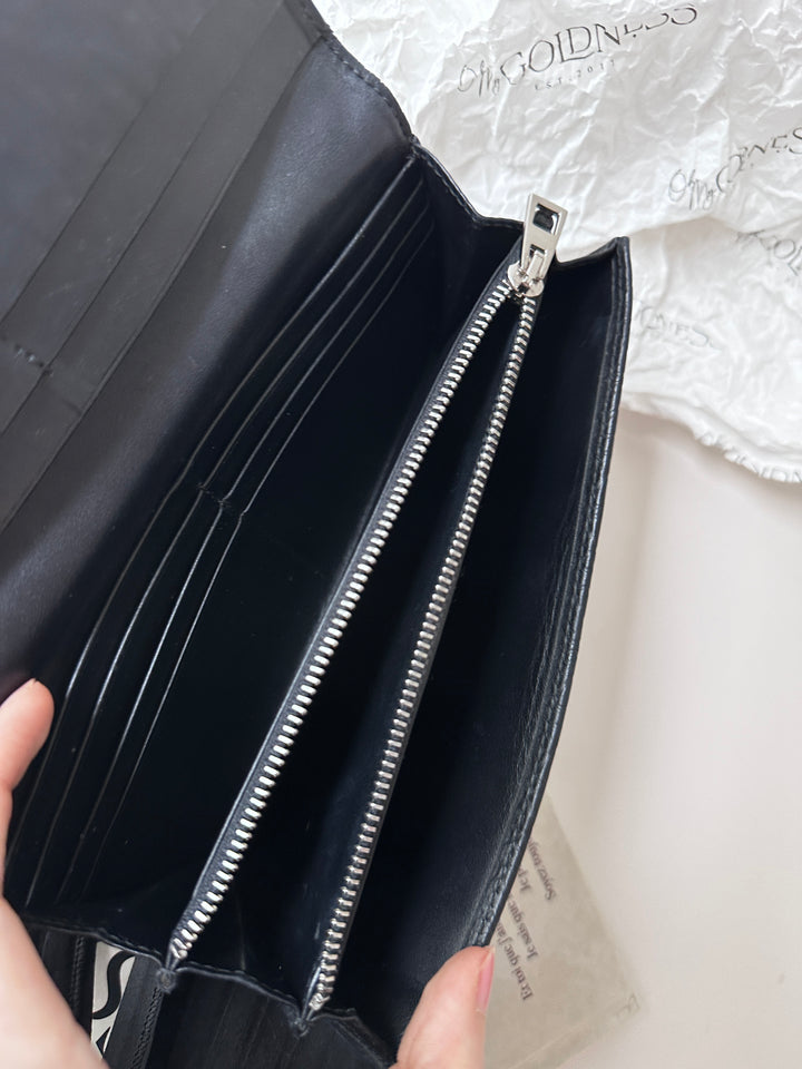 Loewe Embossed Leather Long Wallet 🖤✨｜Anagram Pattern・Refined Silhouette・Elegant Minimalism