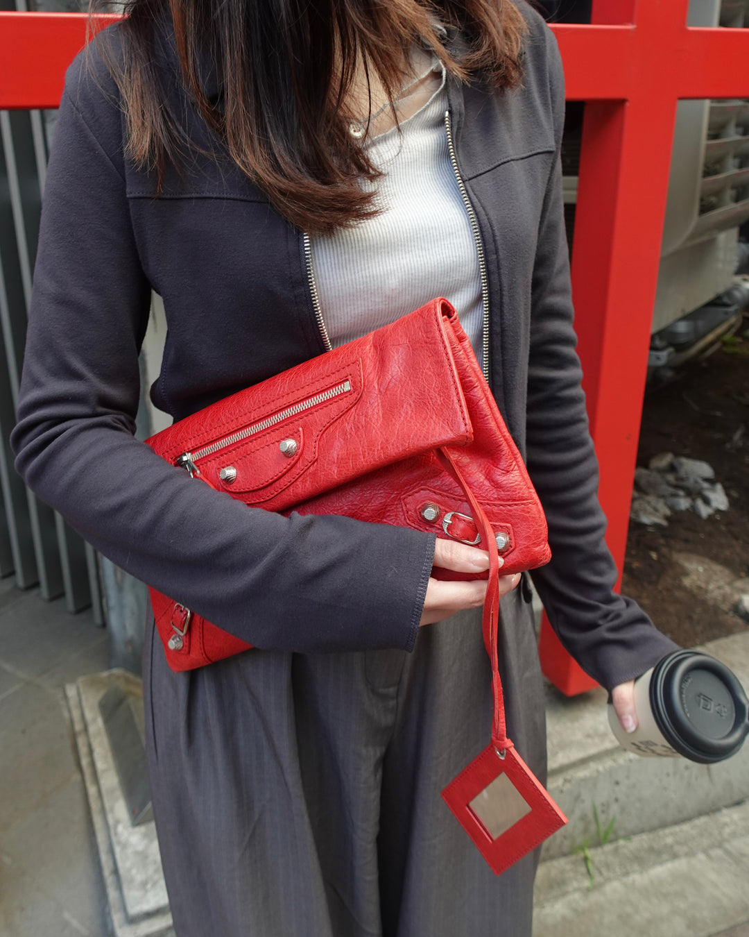 Balenciaga City Clutch Bag ❤️｜Iconic Giant Stud Hardware × Classic Motorcycle Design × Statement Red Leather