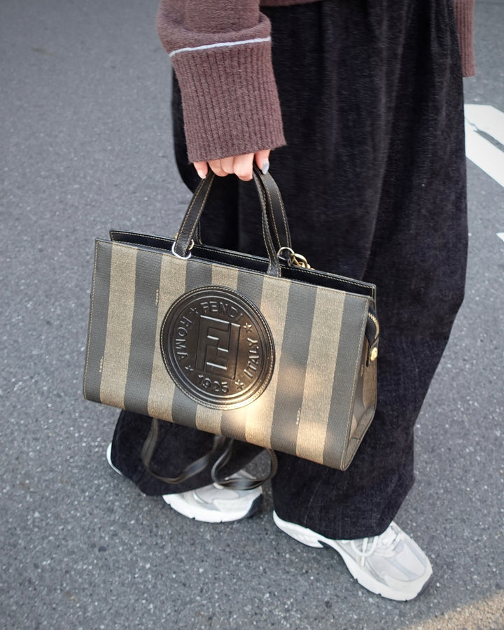 Fendi Pequin Stripe Mini Tote Bag 🖤🤎｜Vintage Pequin Motif × FENDI Roma 1925 Logo × Add-On Strap Styling✨