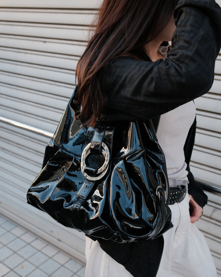 Bvlgari Double Ring Hobo Bag 😍🖤｜Patent Leather・Statement Hardware・Spacious Design