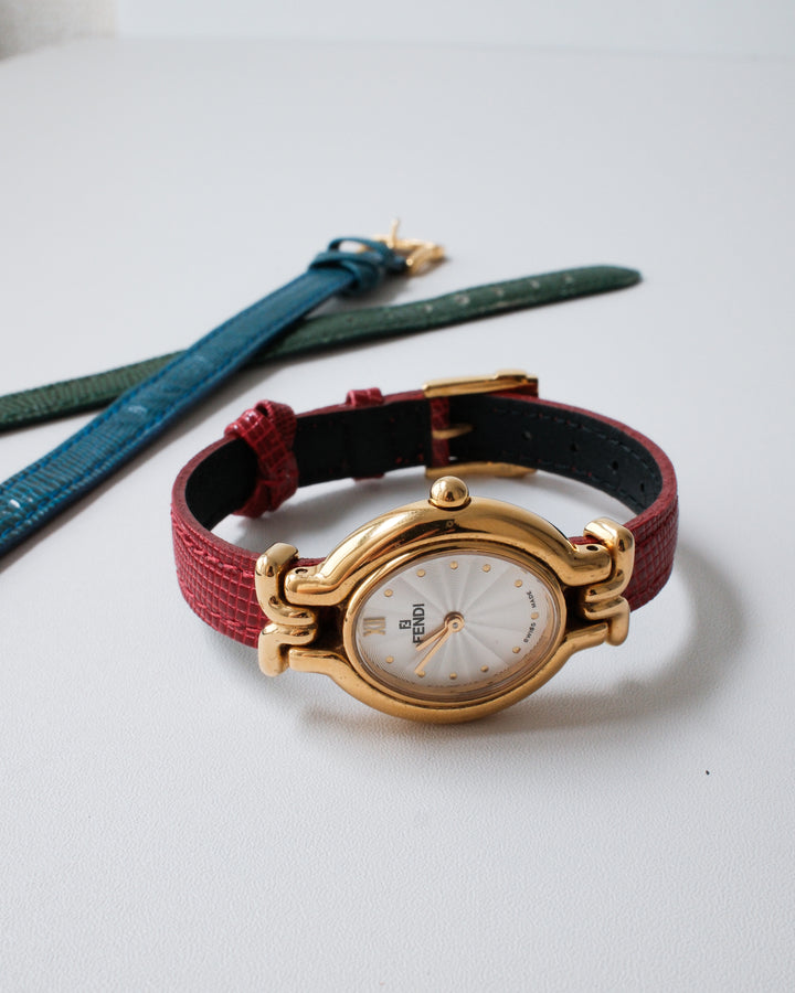 Fendi Oval Case Watch ✨｜Signature Lug Design × Classic Dial × Versatile Styling