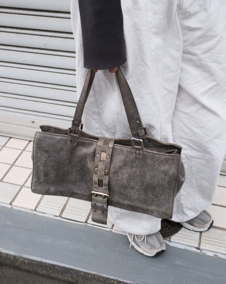 Celine Suede Baguette Bag 🩶｜Moto Buckle Detail・Soft Suede Texture・Effortless Vintage Chic