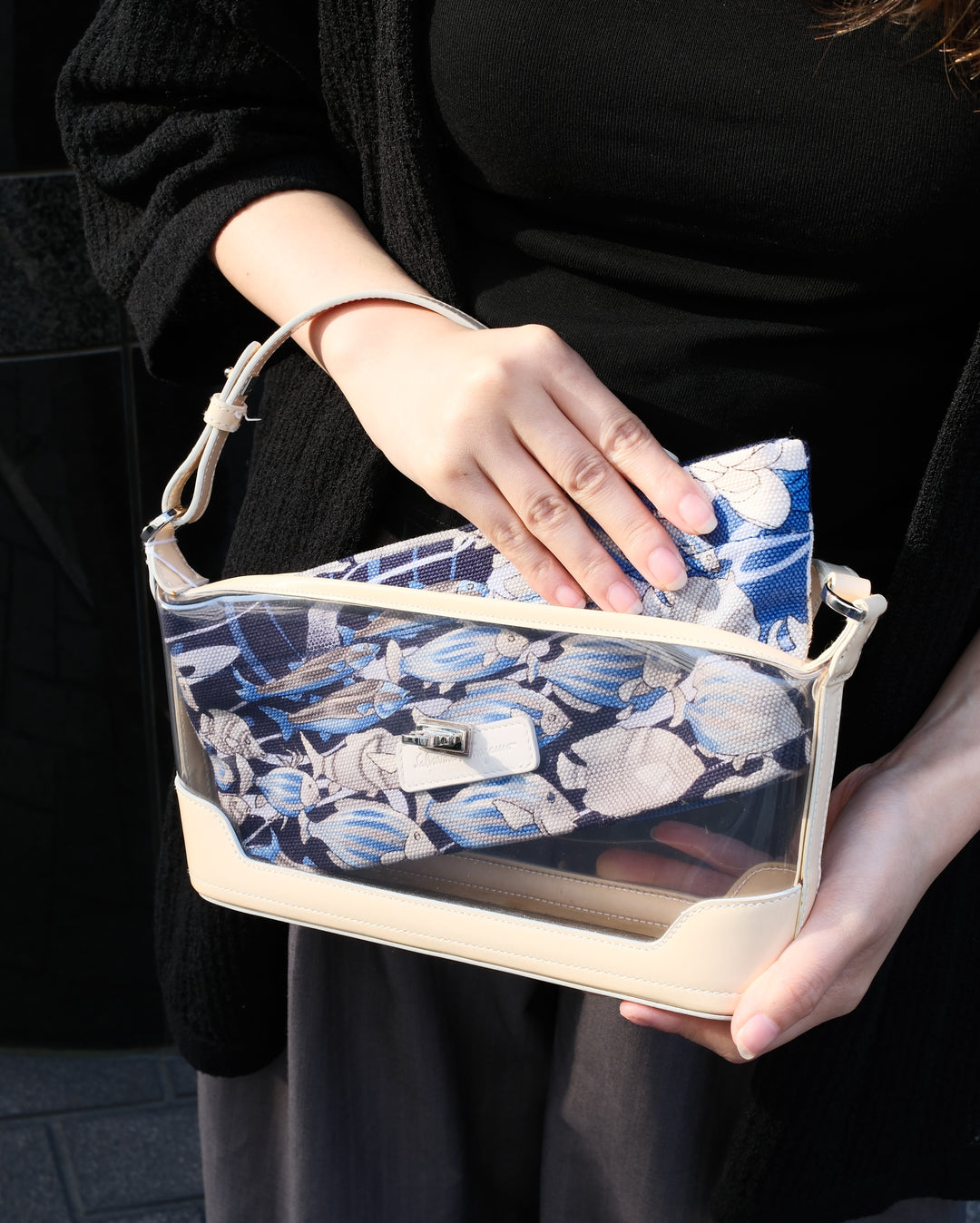 Salvatore Ferragamo Ocean Series Baguette Bag 🌊✨｜Transparent Overlay Design・Detachable Inner Pouch・Fresh Summer Style