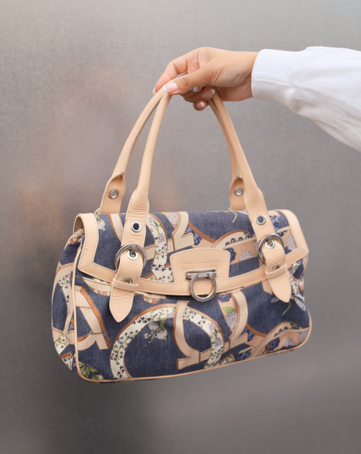 Ferragamo Printed Denim Gancini Top Handle Bag ✨｜Denim Print × Gancini Hardware × Spring-Summer Mini Bag