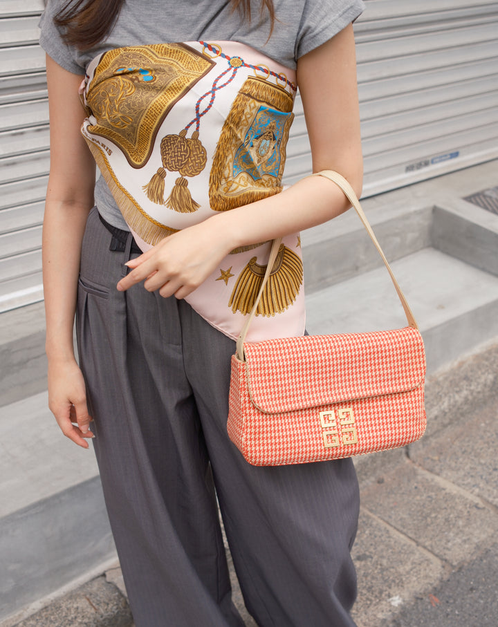 Givenchy Houndstooth Mini Baguette Shoulder Bag ❤️｜Houndstooth Pattern｜Gold 4G Logo｜With Pouch