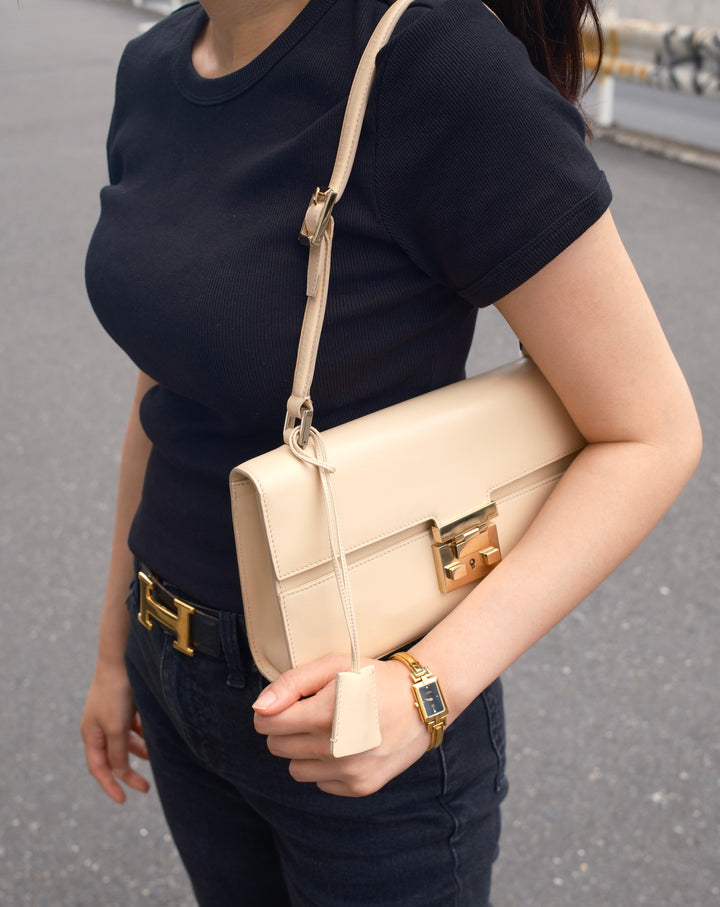 Gucci Cream Baguette Bag 🧁｜Mirror Included｜Minimal Chic｜Easy to Style