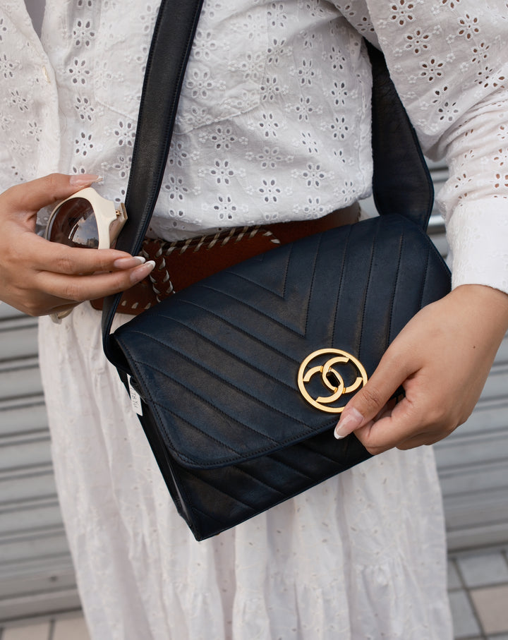 CHANEL Large Ring Chevron Soft Box Bag 🖤｜Card &amp; Sticker × Small Size × Soft Lambskin