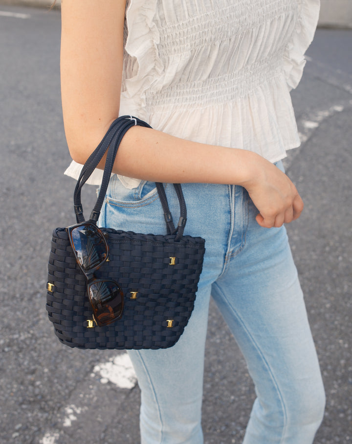 Ferragamo Vintage Woven Mini Tote 🖤｜Black Weave・Gold Gancini Details