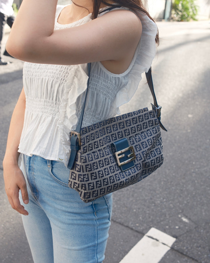Fendi Zucca East-West Shoulder Bag ✨💙｜Navy Monogram・Vintage Baguette Style