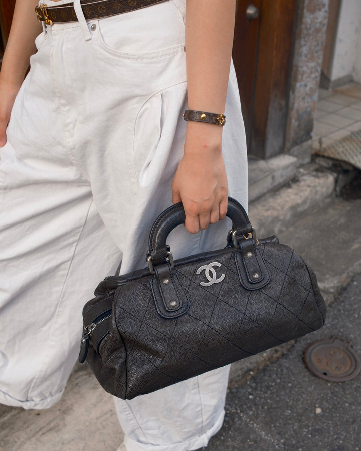 Chanel Black Caviar Leather Handbag 🖤✨｜Vintage Boston Shape・Silver CC Logo・Everyday Classic