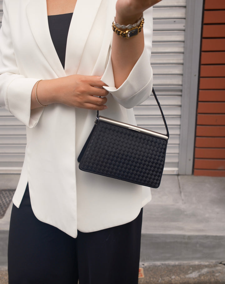 Bottega Veneta Intrecciato Satin Shoulder Bag 🖤🩶｜Satin Weave × Black & Silver × Sleek Silhouette