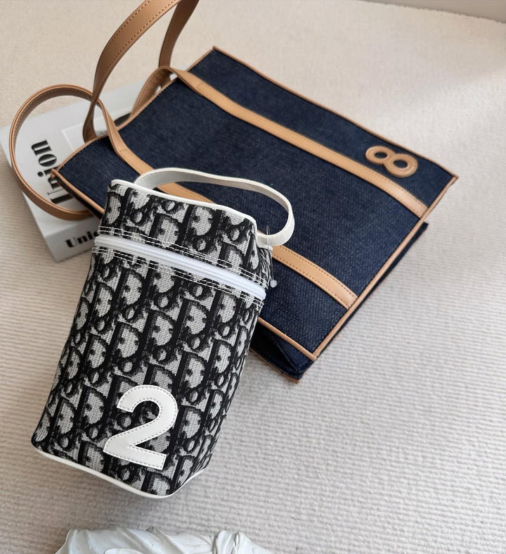 DIOR No.2 Monogram Vanity Bag（Black & White）｜Compact Charm × Iconic Monogram 🖤🤍