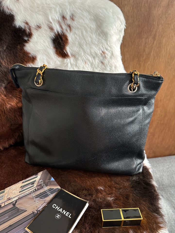 Chanel CC Caviar Leather Shoulder Bag 🖤✨｜Durable Grain Leather・Gold CC Logo・Spacious Everyday Fit