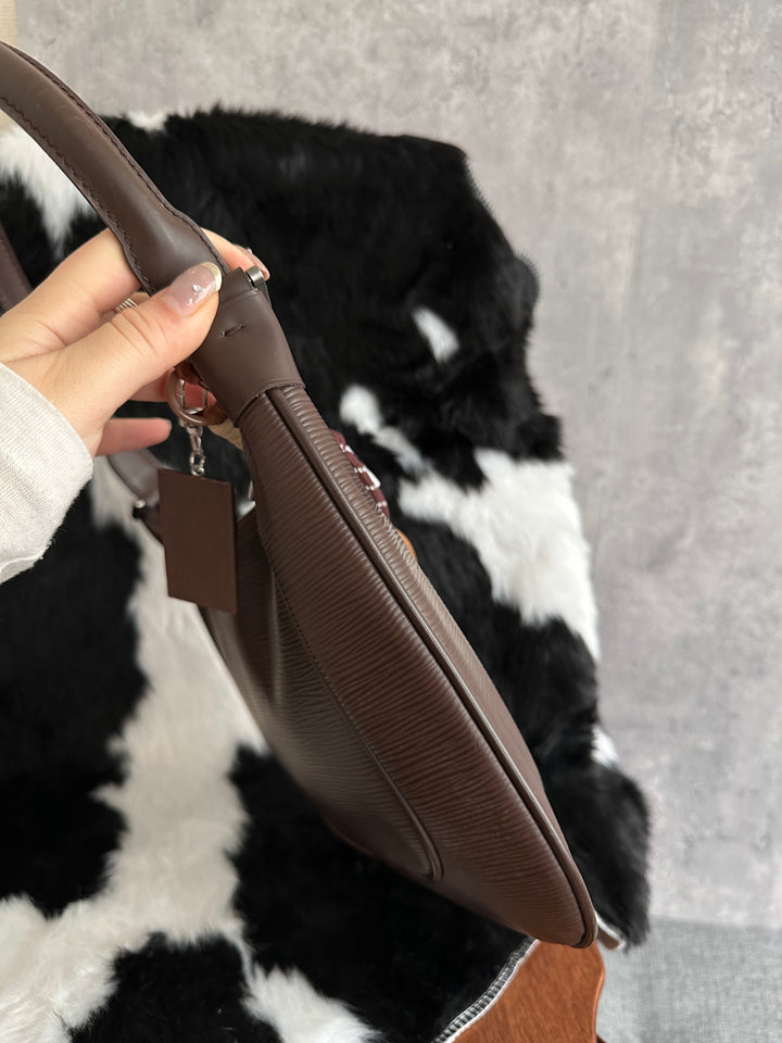 LV So Choco Epi Hobo 🤎✨