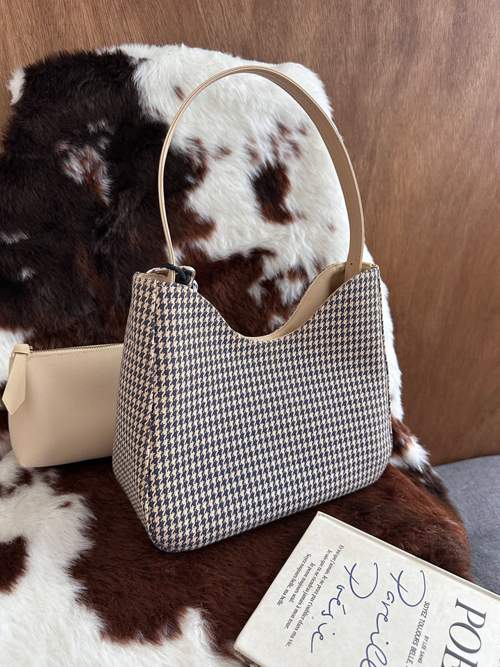 Givenchy Houndstooth Shoulder Bag 🖤✨｜Iconic Gold Hardware・Lightweight Canvas・With Pouch Set