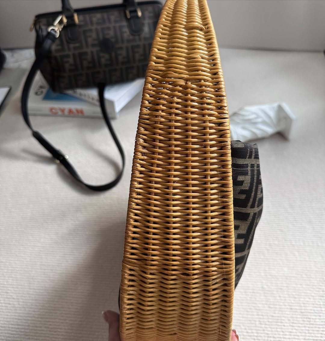 FENDI Vintage Rattan Cradle Bag（Brown Zucca Canvas × Rattan Frame）｜Rare Find × Retro Charm 🌙